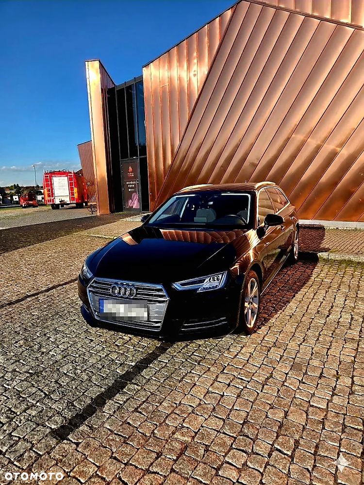 Audi A4 Avant 2.0 TDI Sport S tronic - 5
