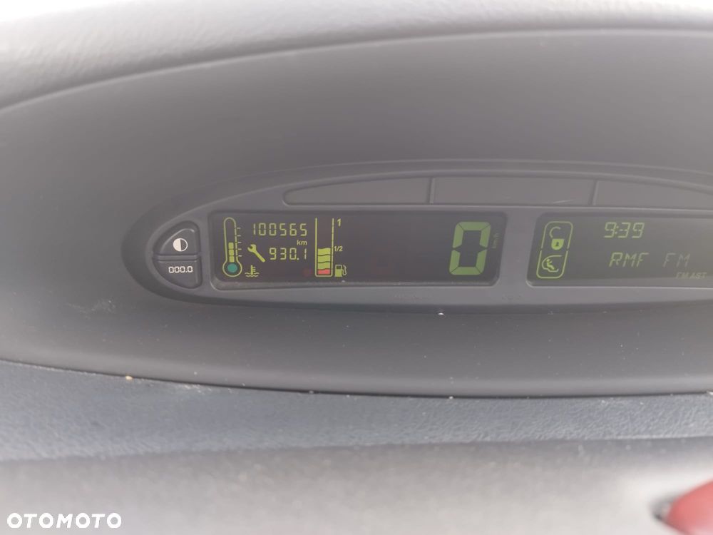 Citroën Xsara Picasso - 11