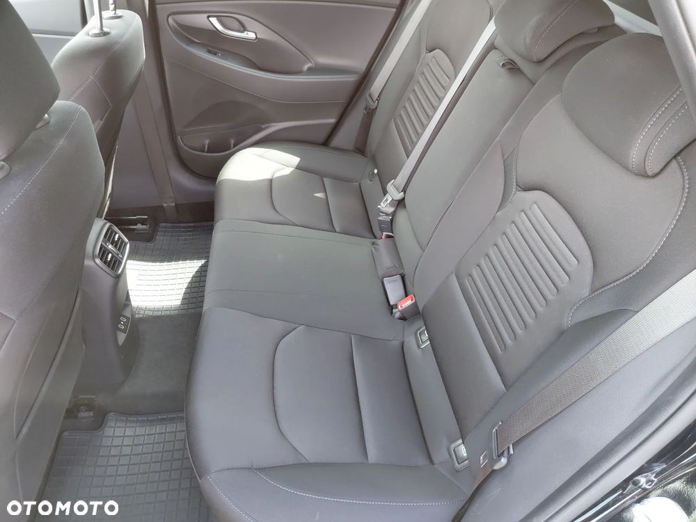 Hyundai i30 1.5 T-GDI 48V Smart - 16