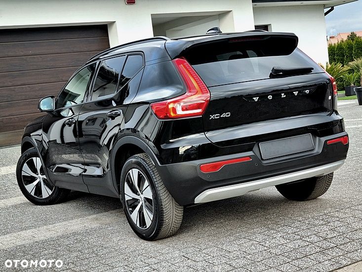 Volvo XC 40 D3 SCR Momentum Core - 3