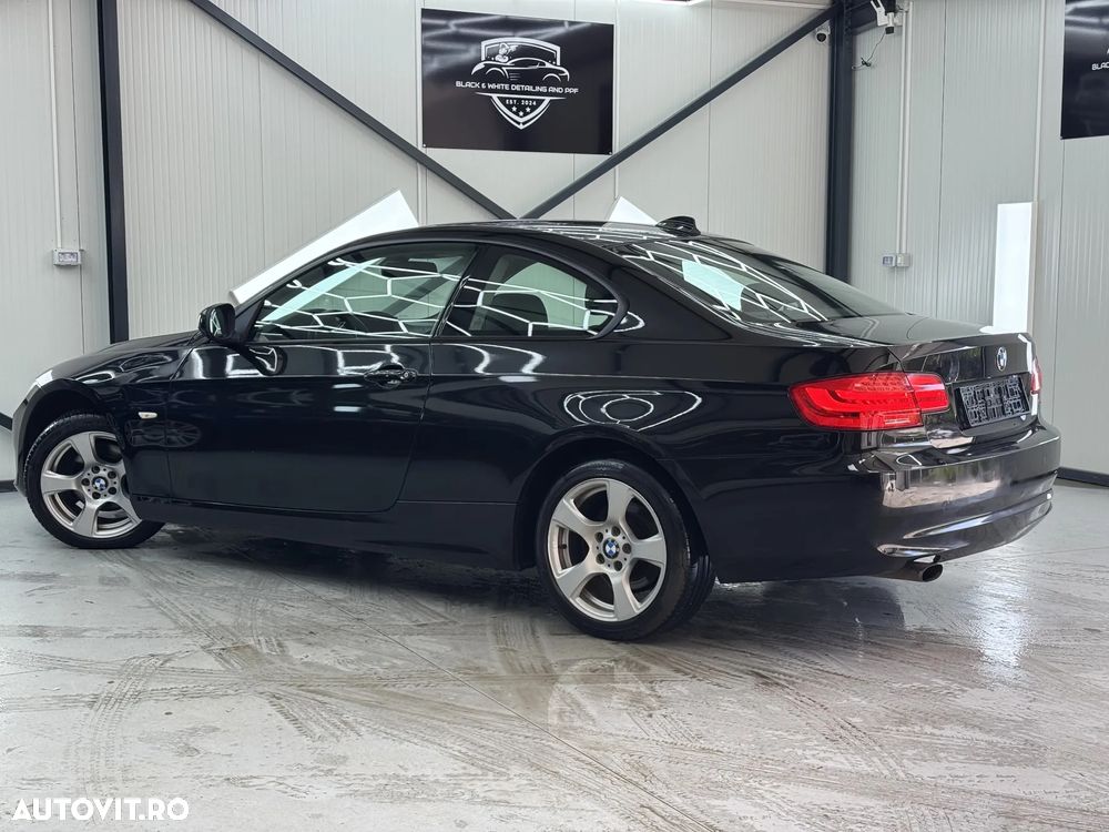 BMW Seria 3 320d Aut. Edition Exclusive - 7