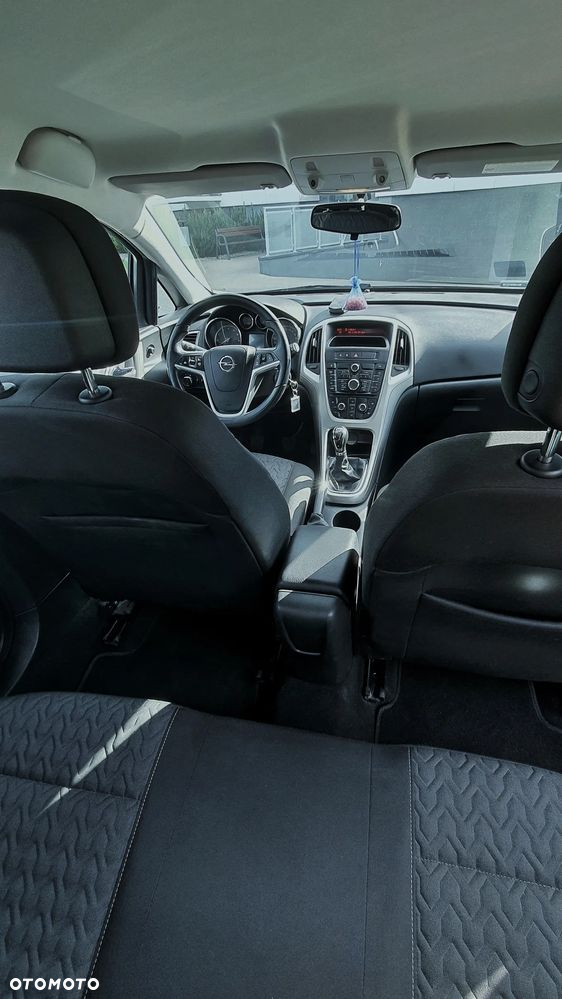 Opel Astra - 12