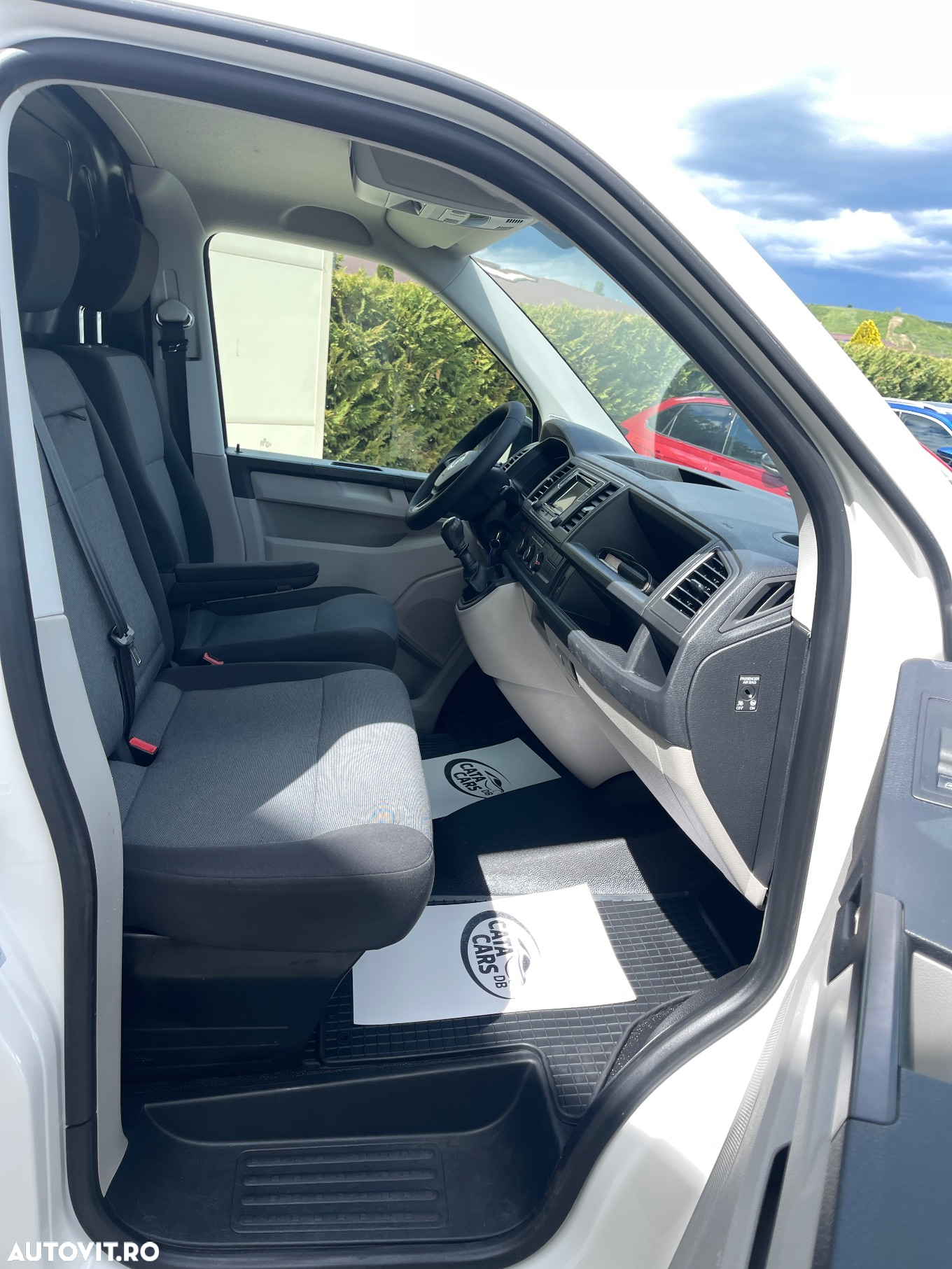 Volkswagen Transporter 2.0TDI  LUNG  2CULISANTE  USI SPATE - 22
