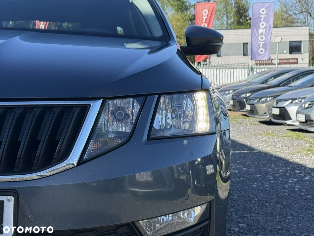 Skoda Octavia 1.6 TDI SCR Ambition - 5