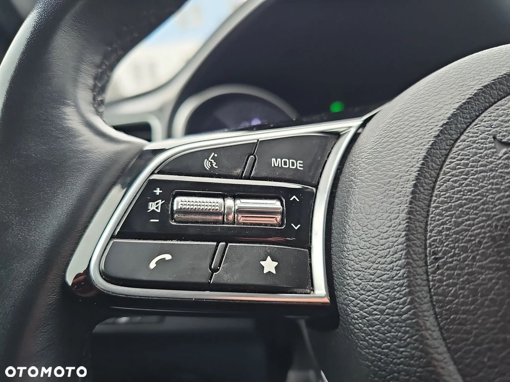 Kia Ceed 1.5 T-GDI M - 17