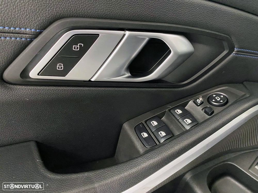 BMW 320 d Pack M Auto - 16