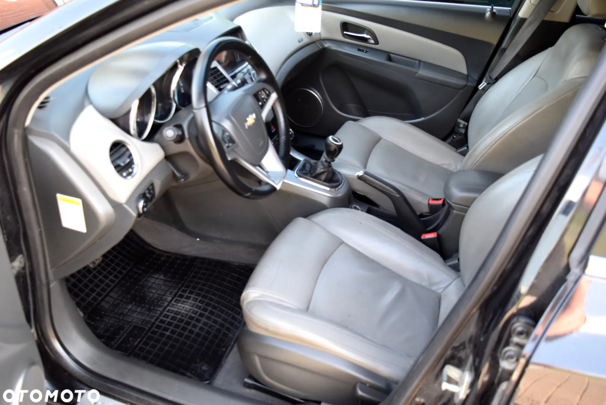 Chevrolet Cruze 1.8 LT - 6