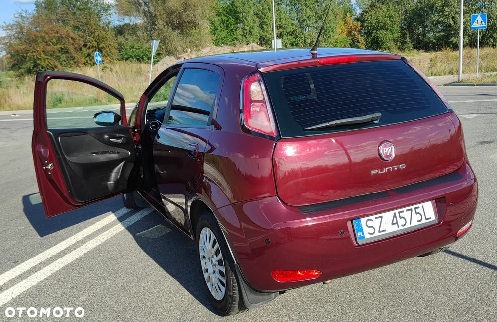 Fiat Punto 1.4 Easy S&S - 32