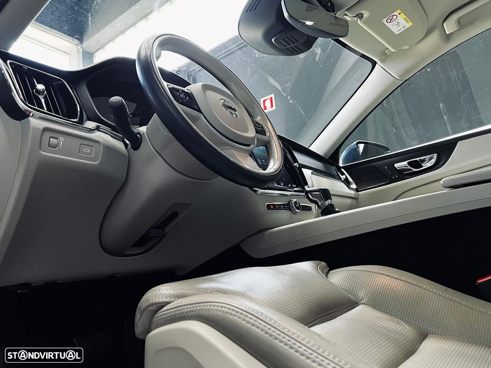 Volvo V60 2.0 D3 Inscription Geartronic - 18
