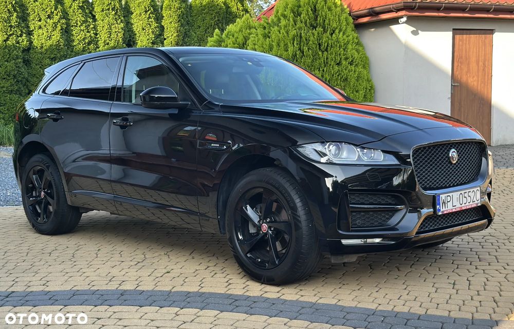 Jaguar F-Pace 20d R-Sport - 17