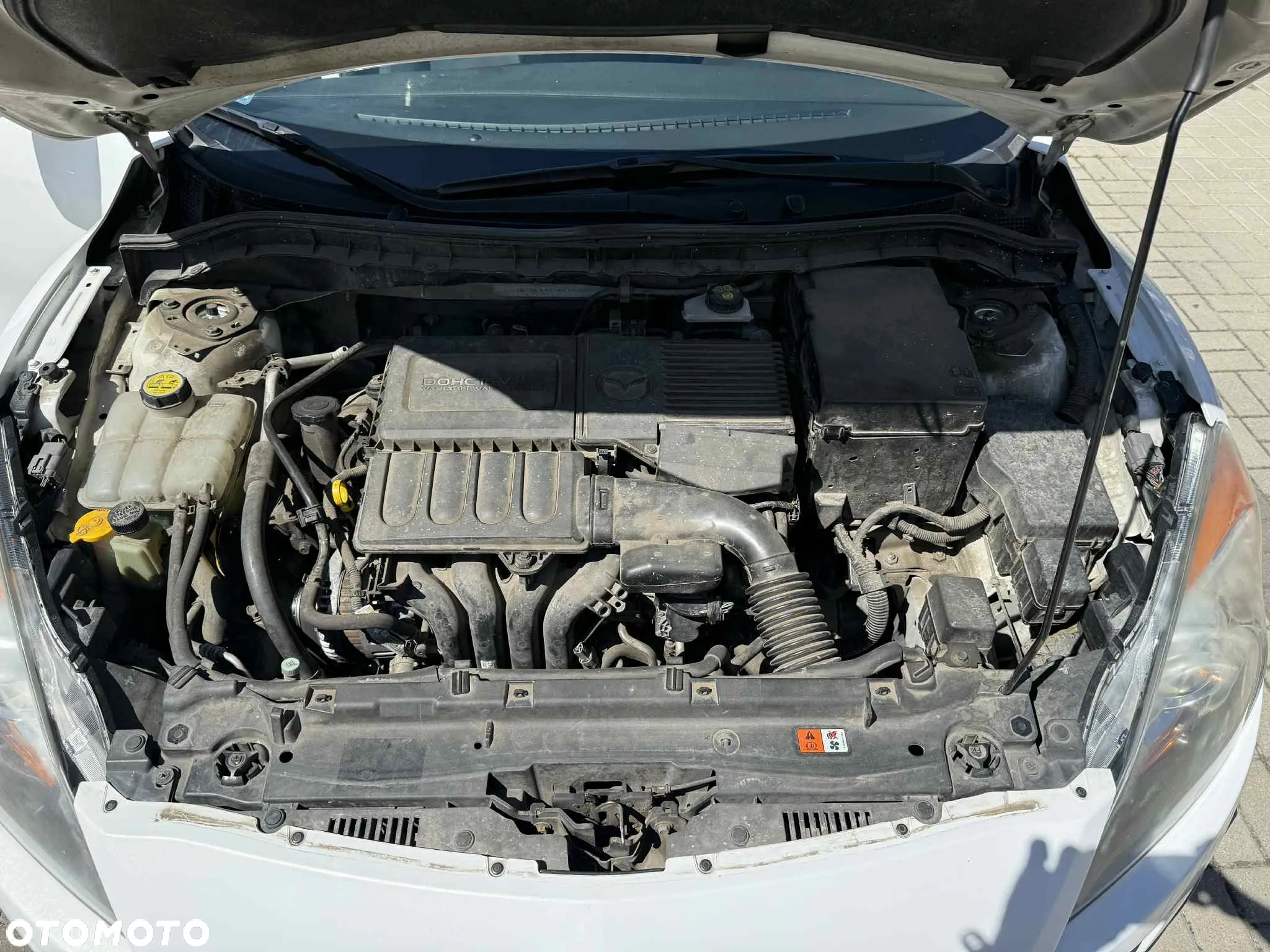 Mazda 3 1.6 Exclusive + - 14