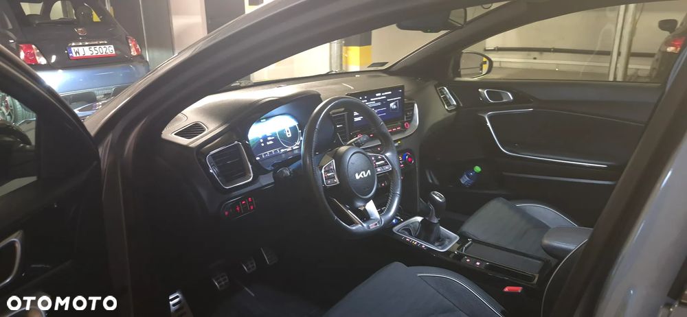 Kia ProCeed 1.5 T-GDI GT Line - 8