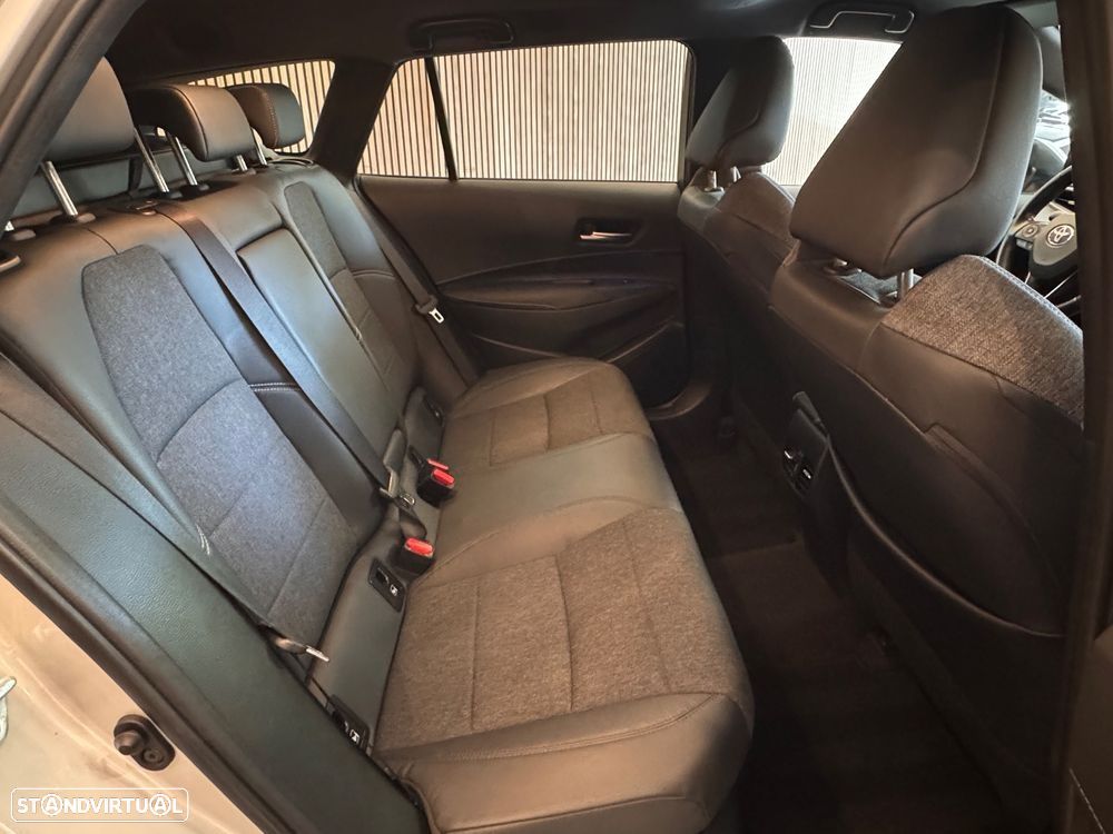 Toyota Corolla Touring Sports 1.8 Hybrid Exclusive - 15