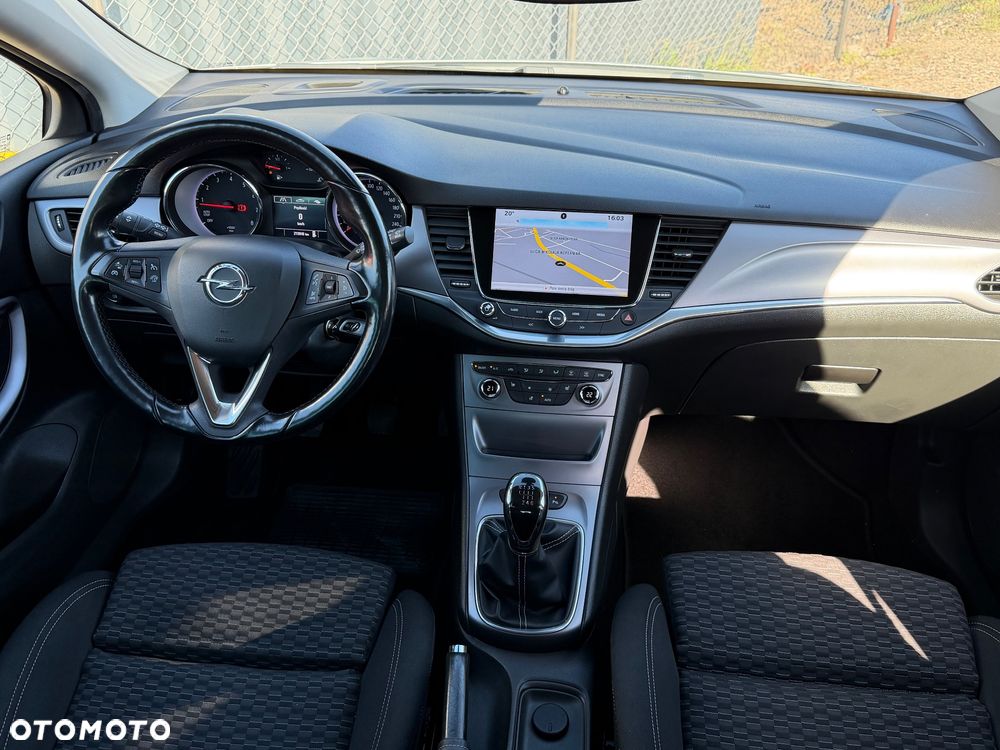 Opel Astra - 9