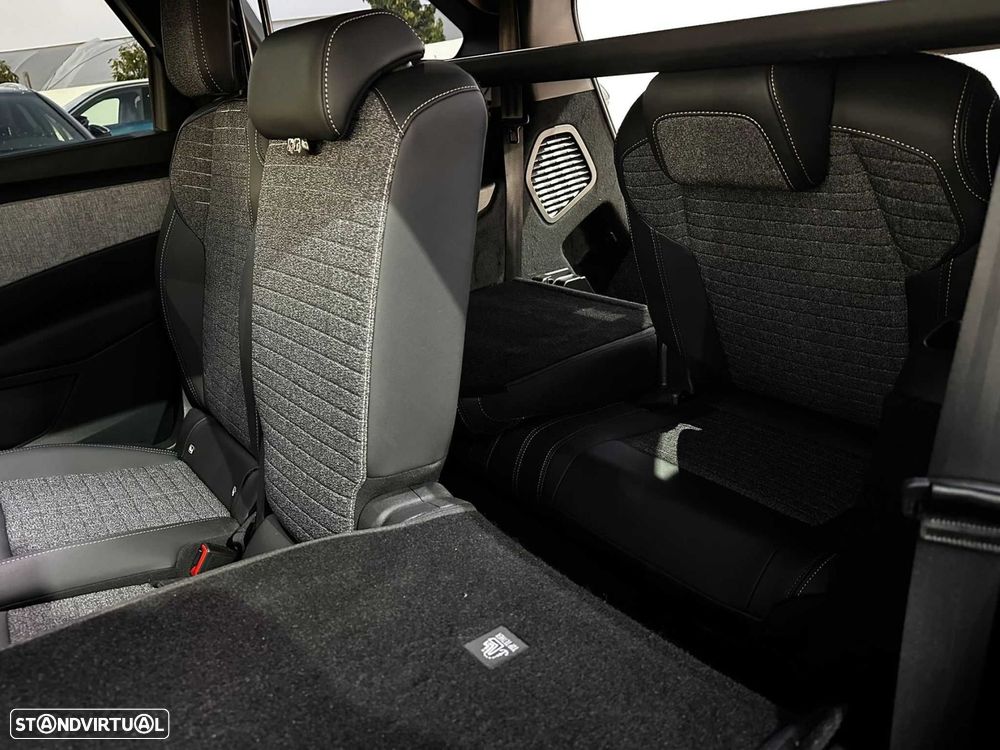 Peugeot 5008 1.2 Hybrid Allure e-DCS6 - 22