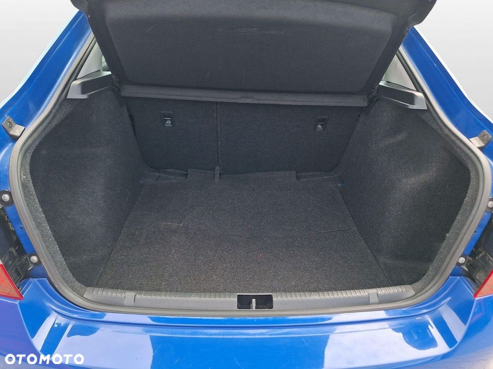Skoda RAPID - 18