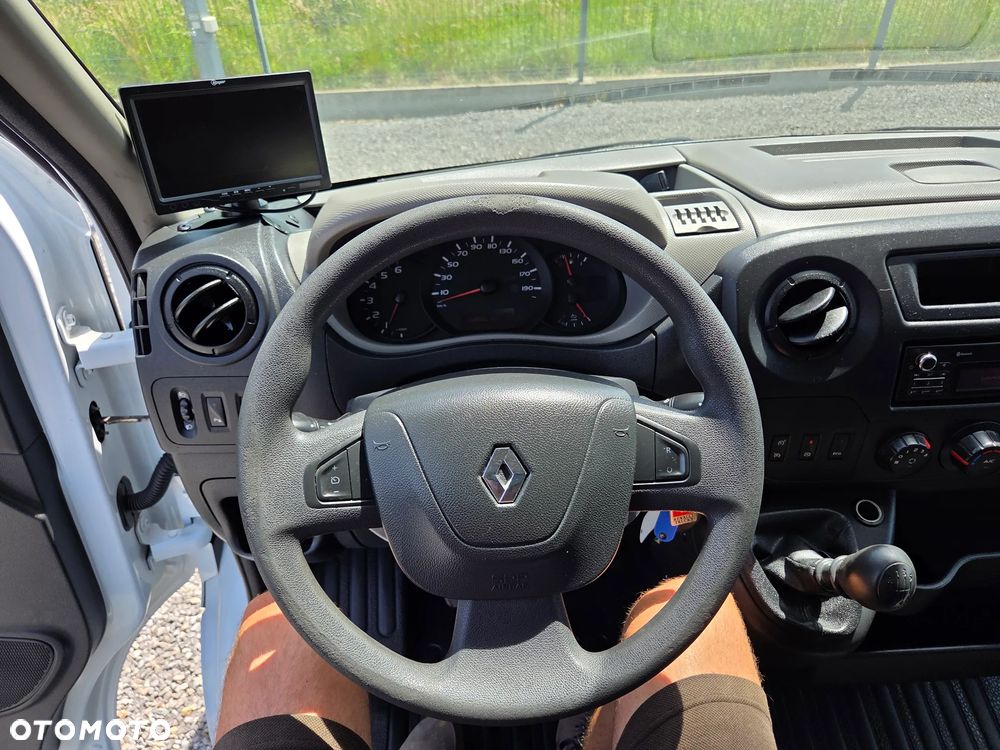 Renault Master - 18
