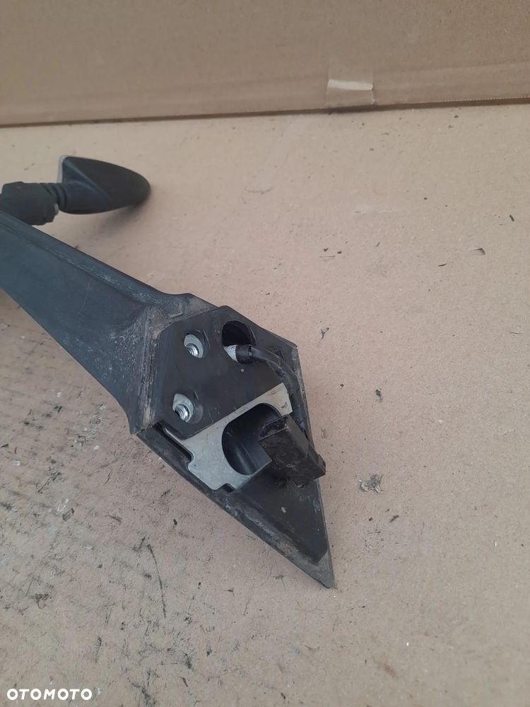 Mocowanie tablicy Triumph Street Speed Triple Daytona 675 - 5