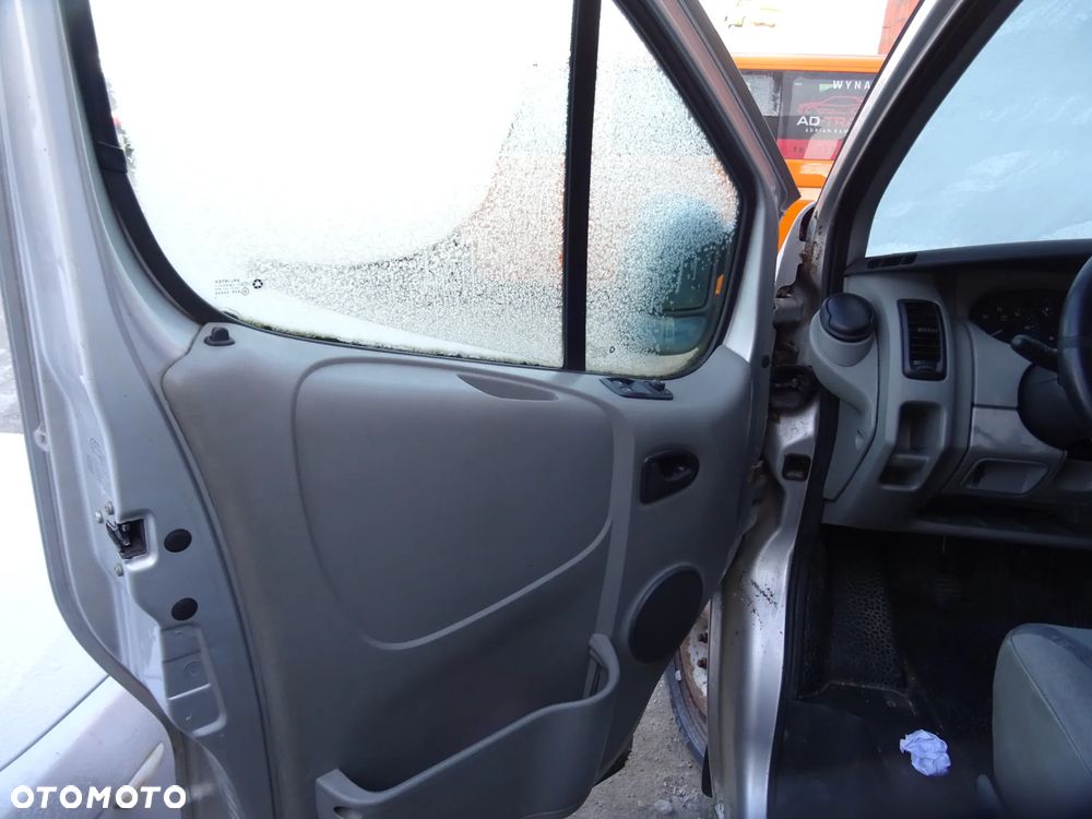 Opel Vivaro na części maska zderzak błotnik drzwi - 7
