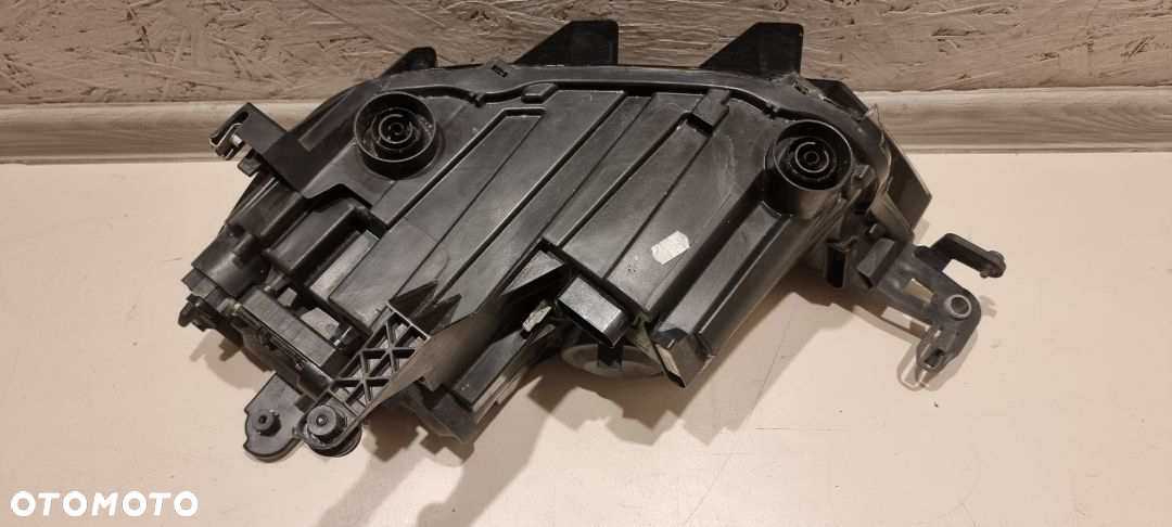 Lampa H7 przednia prawa lewa do VW T ROC 2GA '17 .. - 12