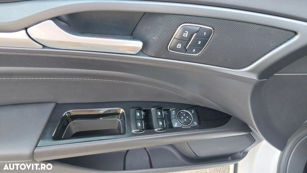 Ford Mondeo 2.0 TDCi Start-Stopp Titanium - 21
