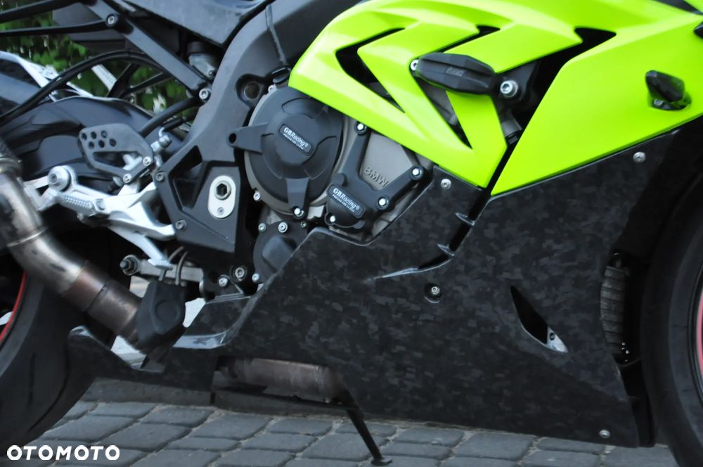 BMW S - 24