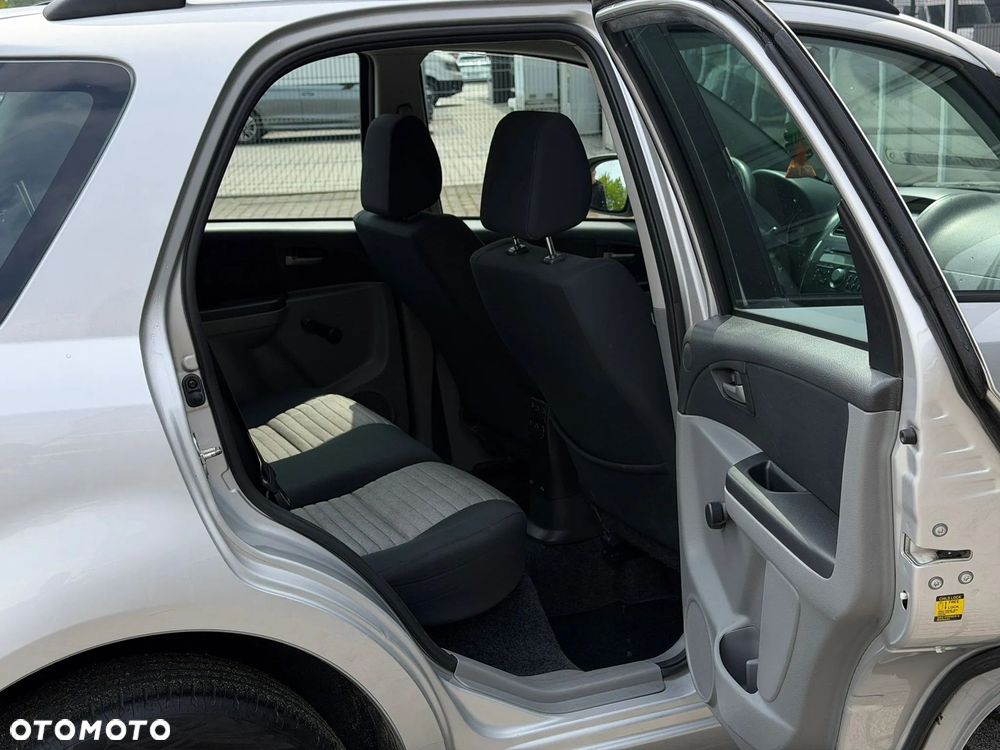 Suzuki SX4 - 8
