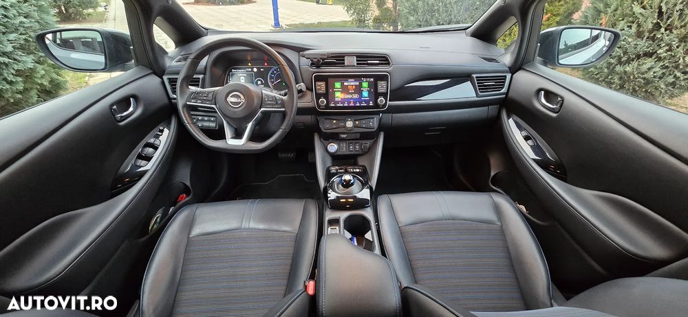 Nissan LEAF N-Connecta - 14