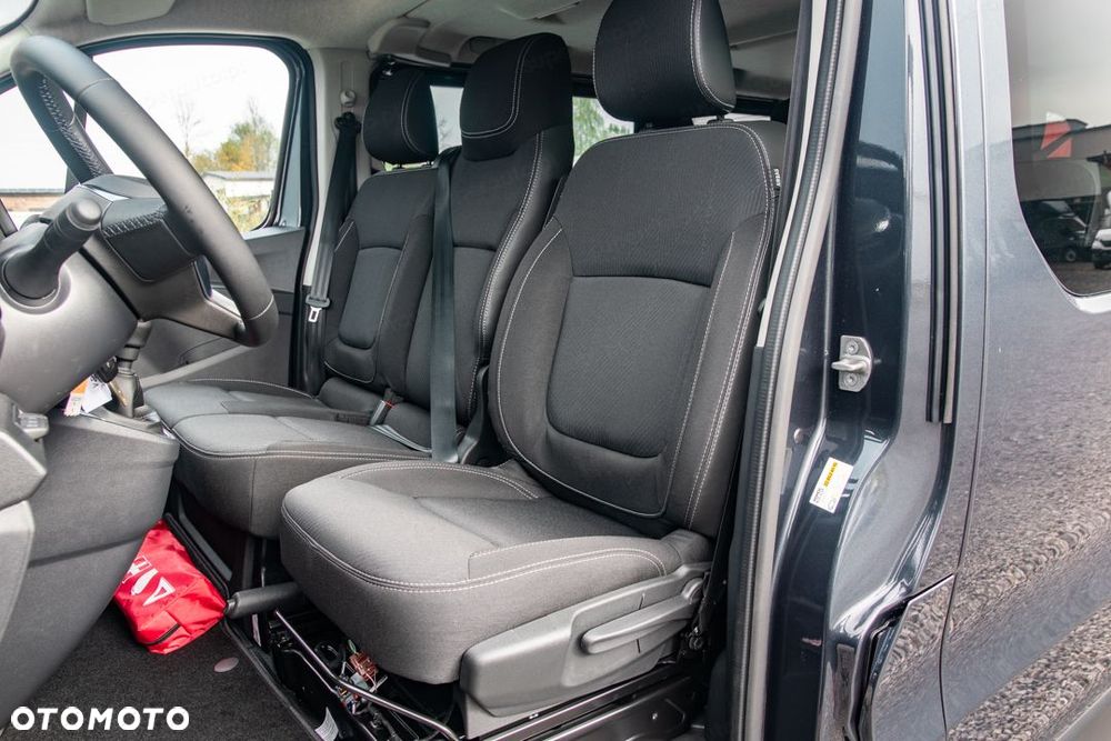 Renault Trafic - 18