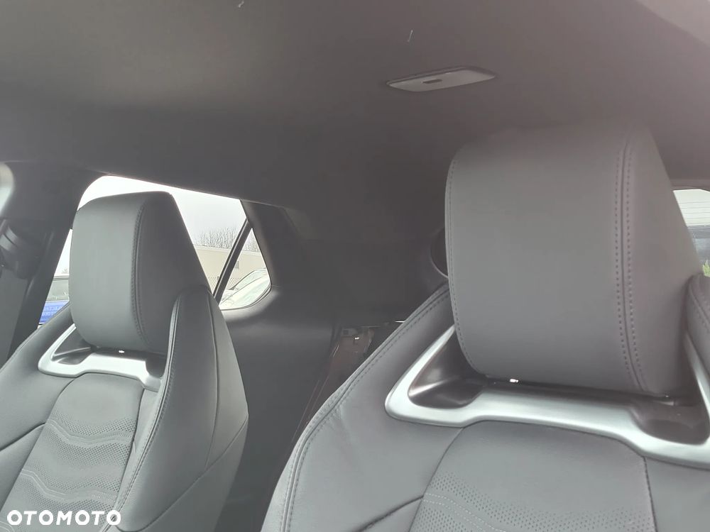 Toyota C-HR 2.0 Hybrid Dynamic Force Executive - 12