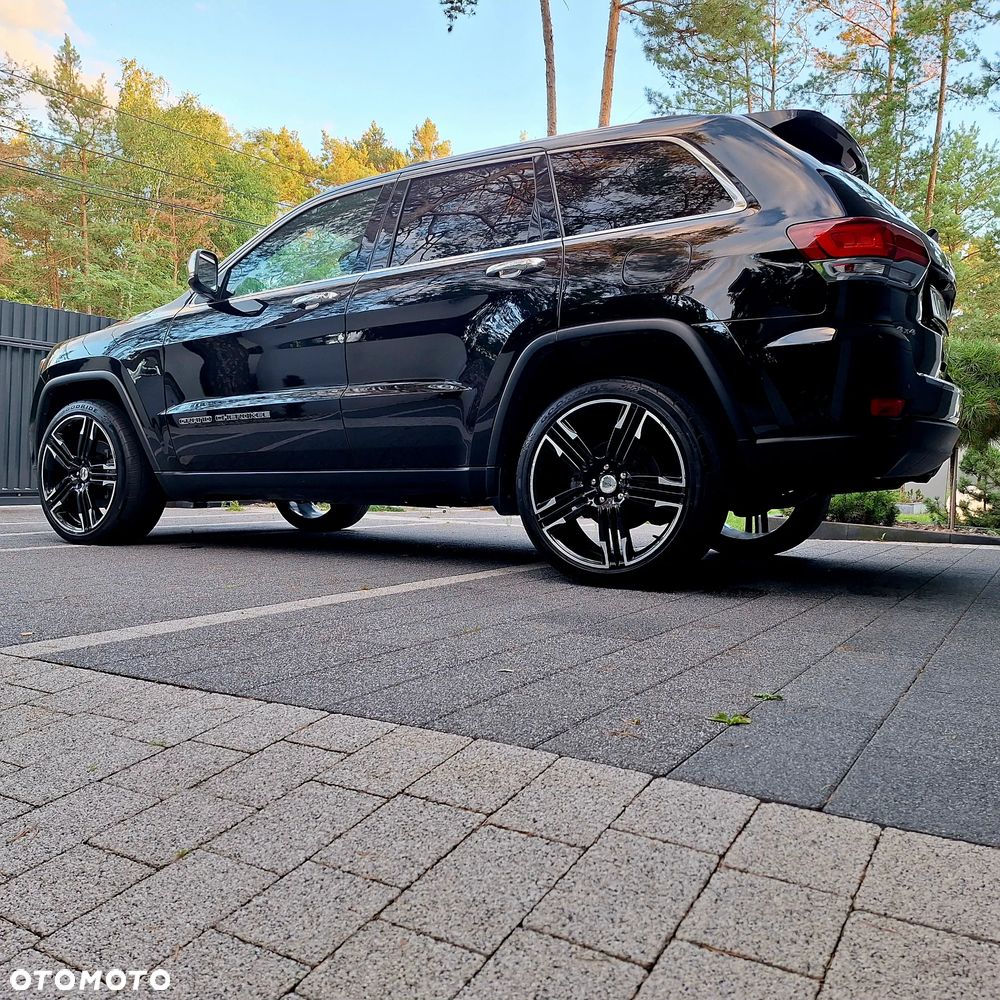 Jeep Grand Cherokee - 8