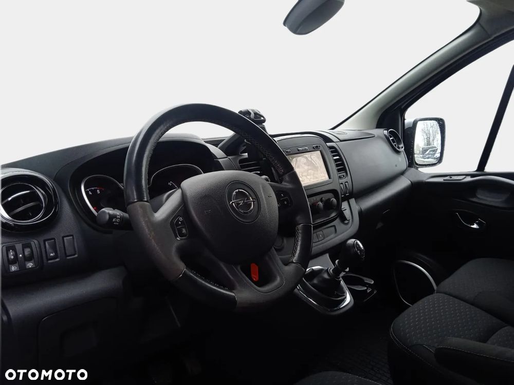 Opel Vivaro - 14