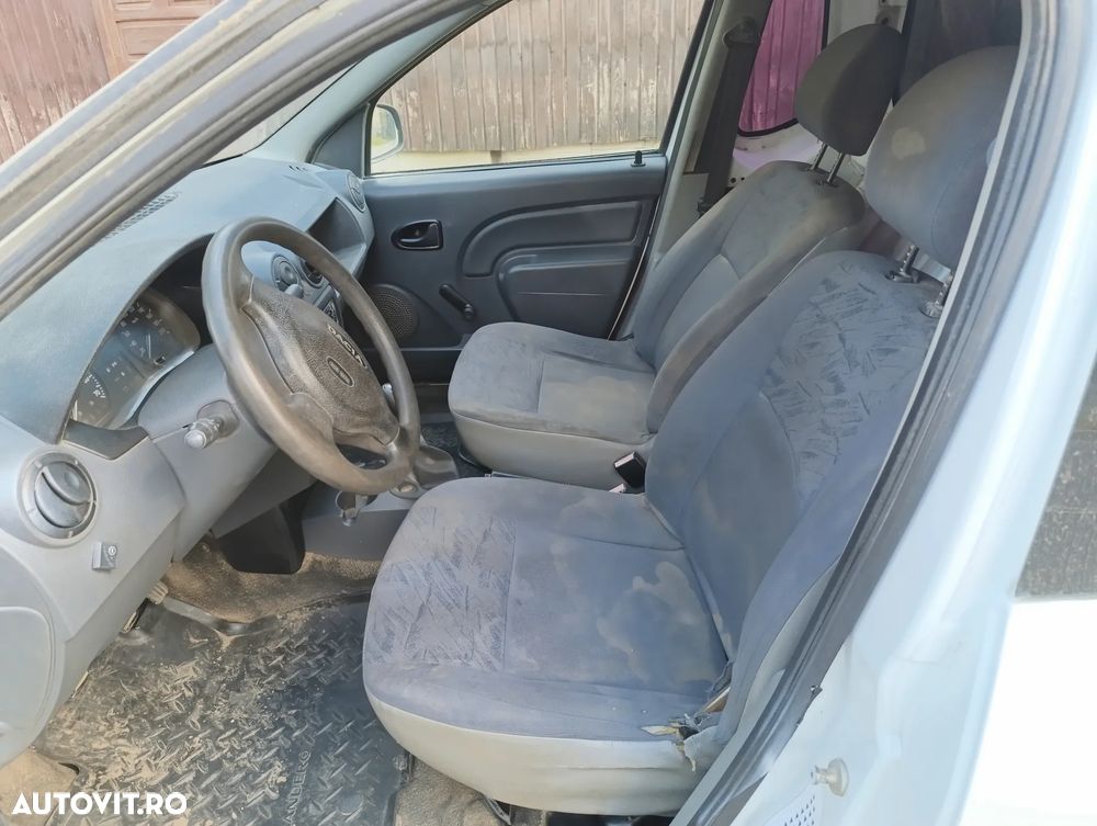 Dacia Pick Up - 6