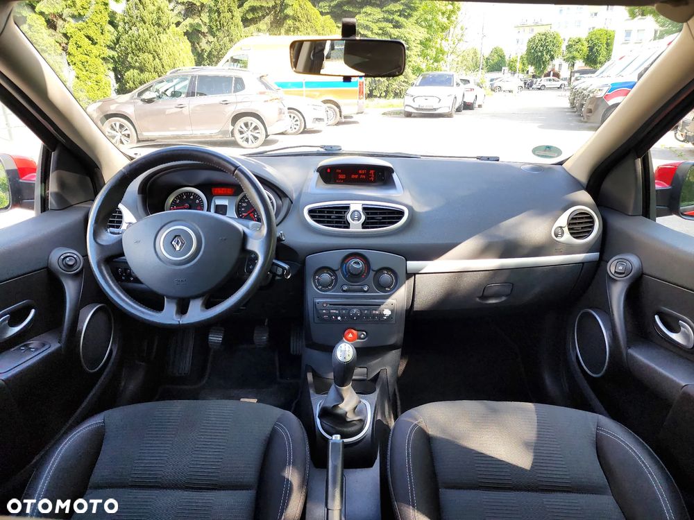 Renault Clio 1.2 16V Dynamique - 22