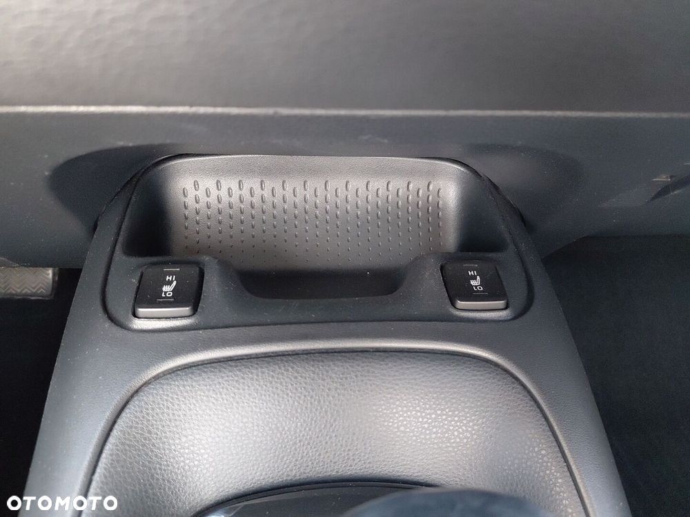 Toyota Corolla 1.8 Hybrid Comfort - 27
