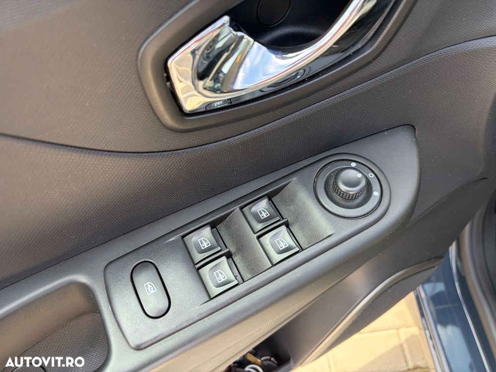 Renault Captur ENERGY TCe EDC Zen - 22