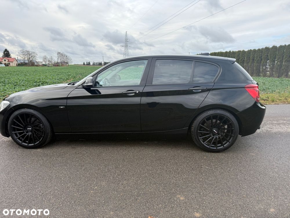 BMW Seria 1 120d Sport Line - 4