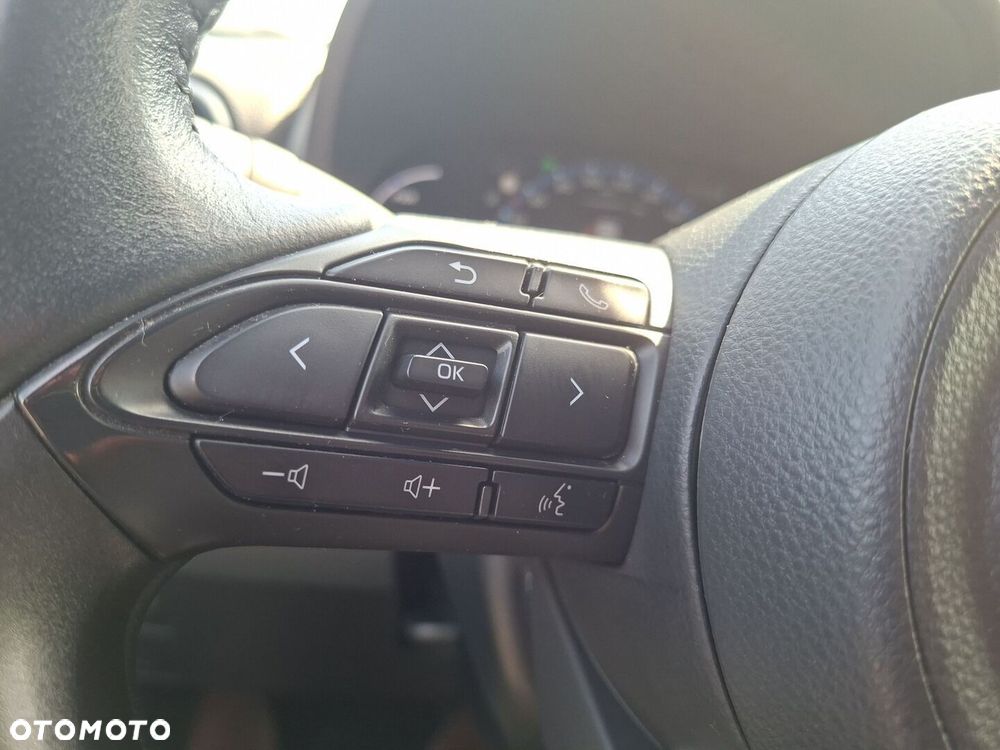 Toyota Yaris Cross Hybrid 1.5 Comfort - 15