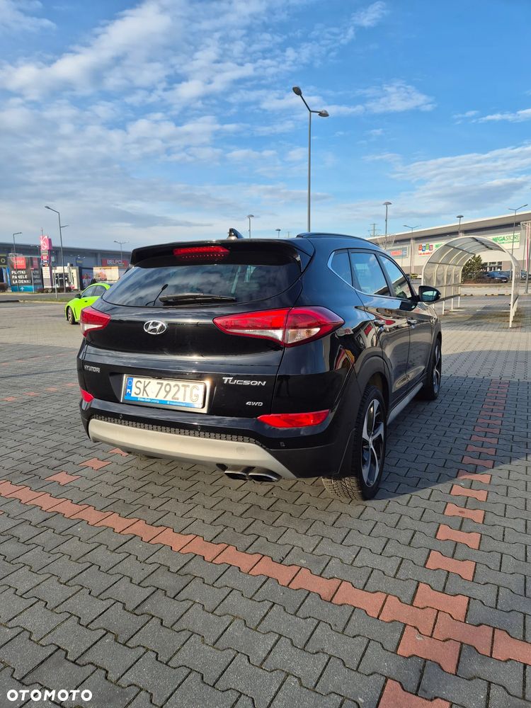 Hyundai Tucson 2.0 CRDI Premium 4WD - 11