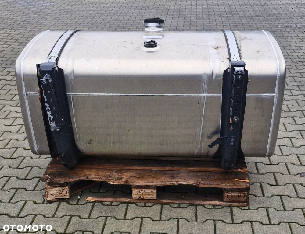 IVECO S WAY HI WAY STRALIS ZBIORNIK PALIWA NOWY - 4