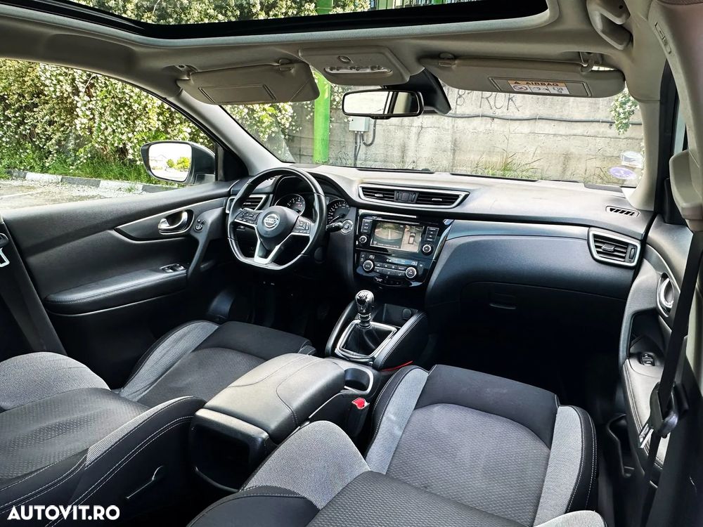 Nissan Qashqai 1.3 DIG-T N-CONNECTA - 8