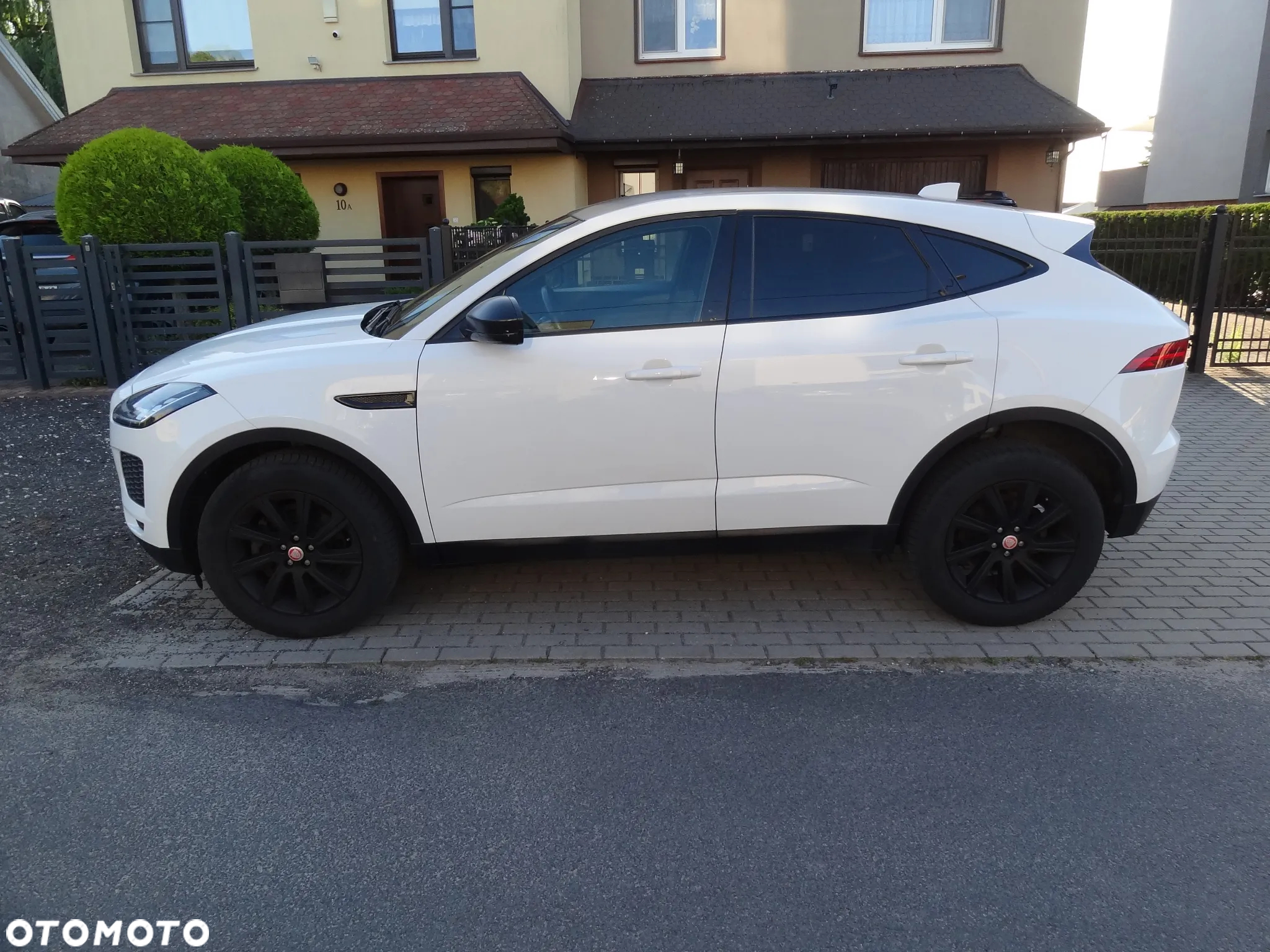 Jaguar E-Pace - 15