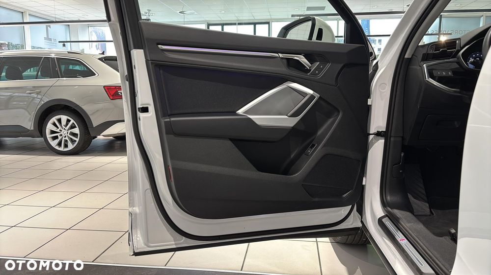 Audi Q3 35 TFSI mHEV S-Line S tronic - 10