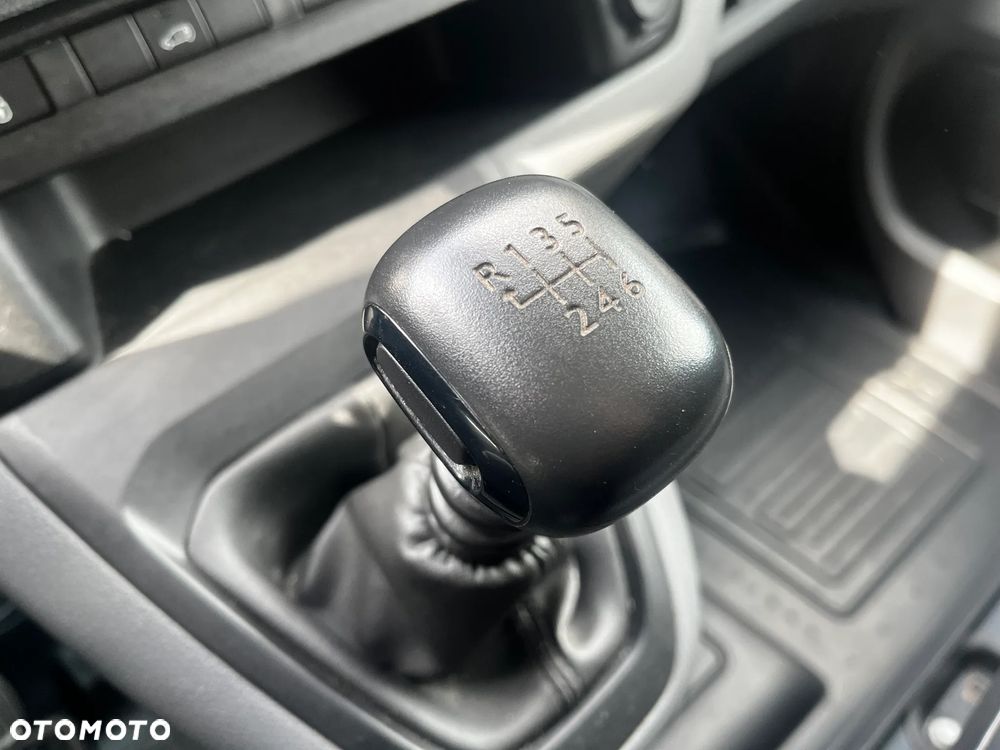 Toyota PROACE - 14