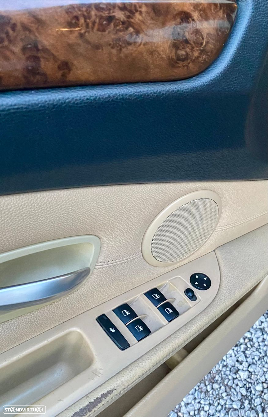 BMW 520 d Executive - 14