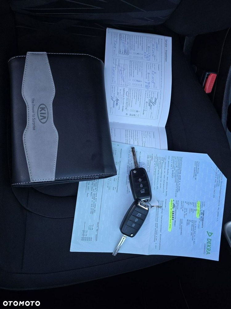 Kia Ceed - 25
