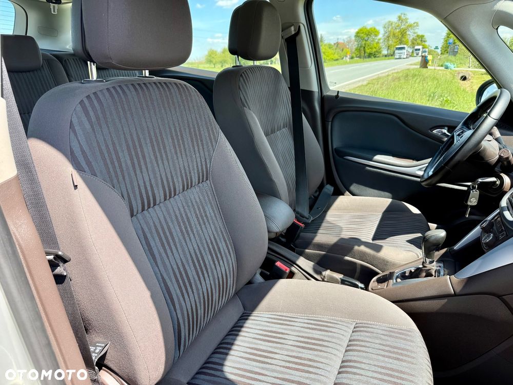 Opel Zafira Tourer 1.4 Turbo Automatik Business Innovation - 16