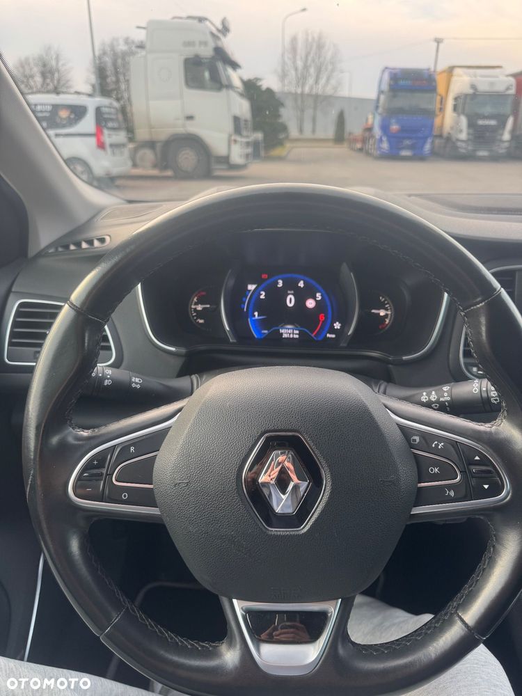 Renault Megane ENERGY TCe 130 EDC BOSE EDITION - 19