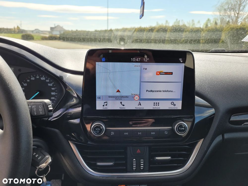 Ford Fiesta 1.0 EcoBoost S&S COOL&CONNECT - 10