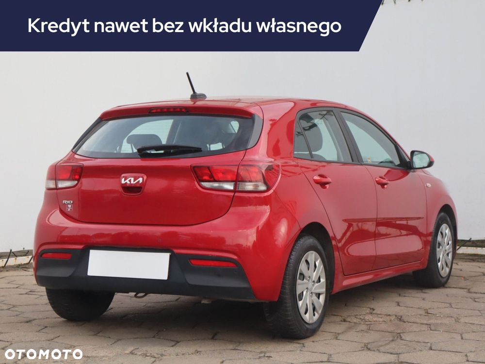 Kia Rio - 7